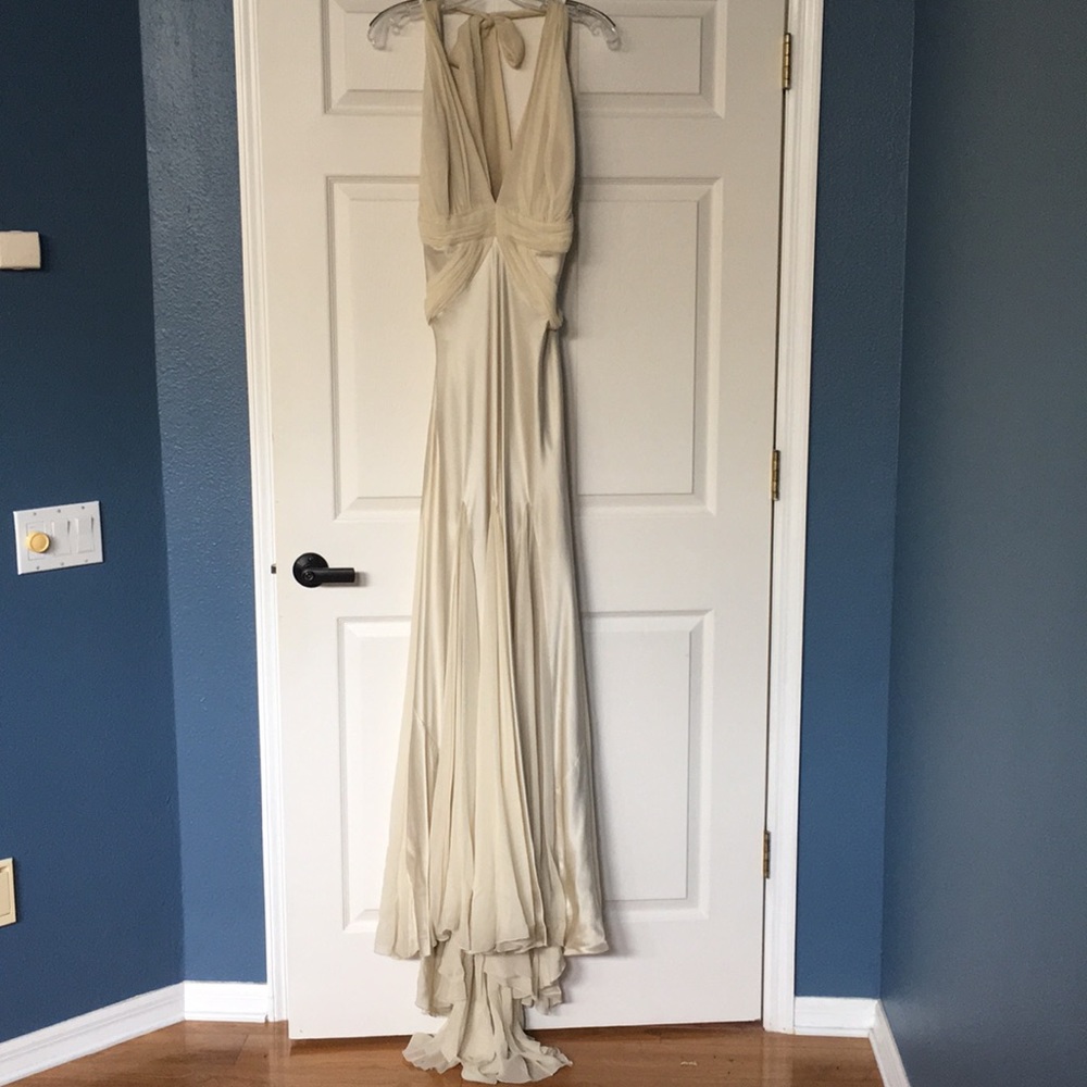Vintage wedding dress